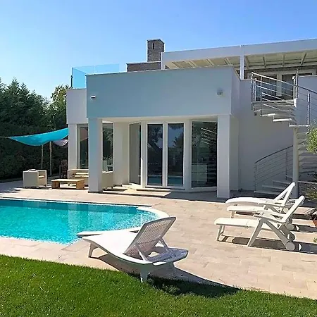 Super With Private Pool In Isola Albarella فندق