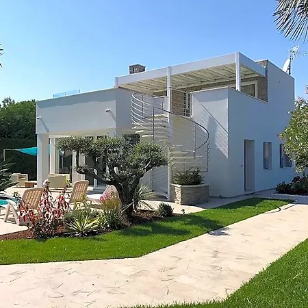 Super With Private Pool In Isola Albarella روسولينا