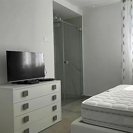 Super With Private Pool In Isola Albarella
