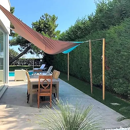 Super With Private Pool In Isola Albarella
